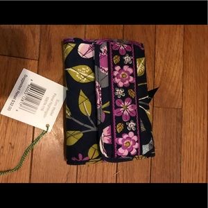 NWT Vera Bradley euro wallet in Floral Nightingale